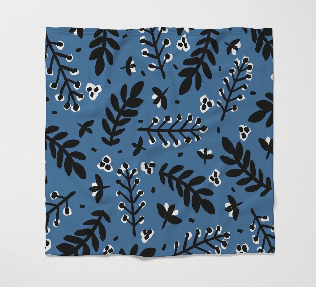 Blue Pattern Fleecedecke von treechild