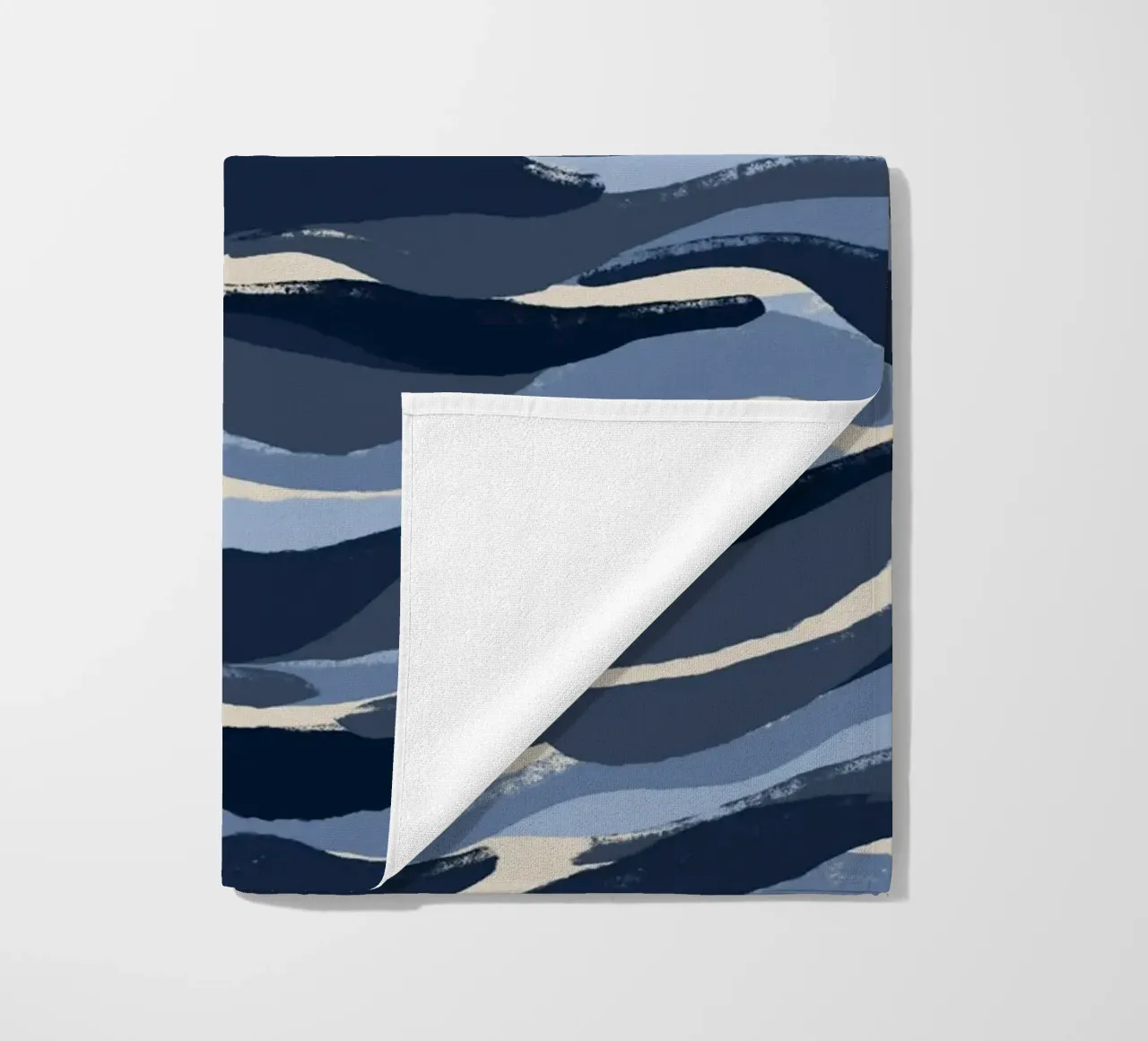 Blue Waves Pattern strandhanddoek van treechild