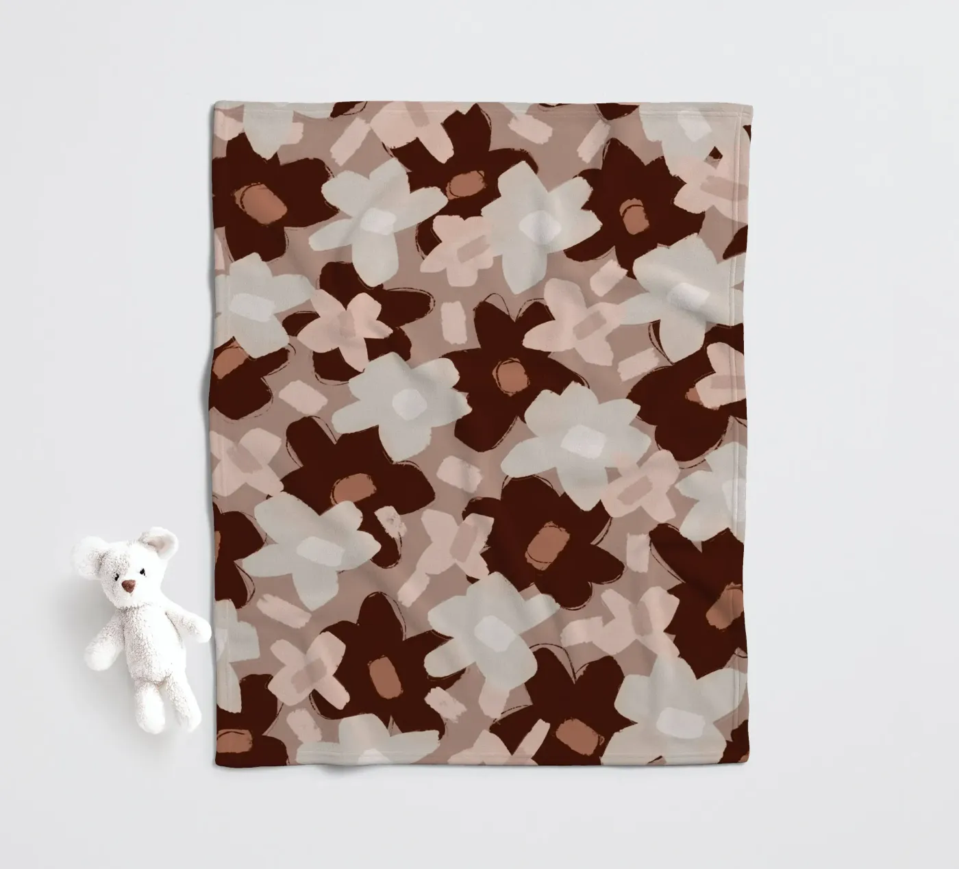 Pastel Flower Pattern Fleecedecke von treechild