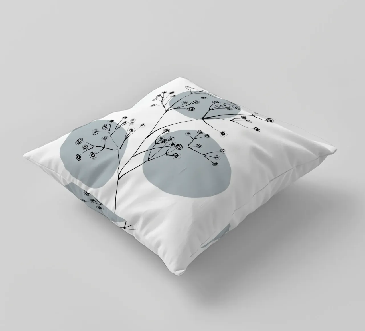 Alina Buffiere - Delicate Botanicals - Schleierkraut cuscino da The Artcircle