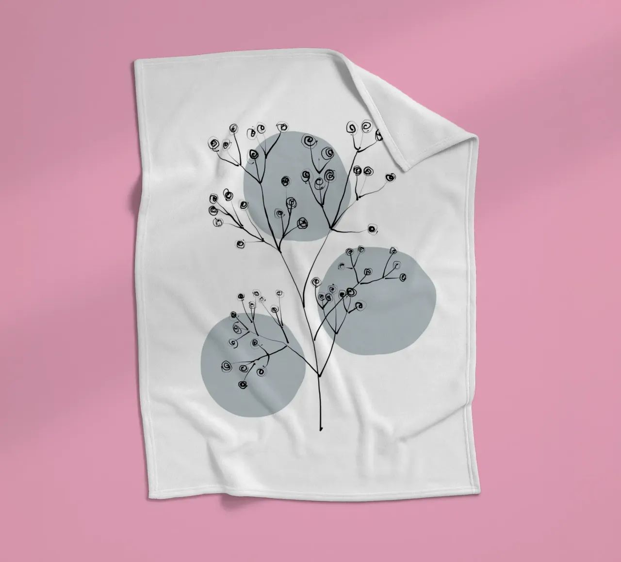 Alina Buffiere - Delicate Botanicals - Schleierkraut coperta in pile da The Artcircle