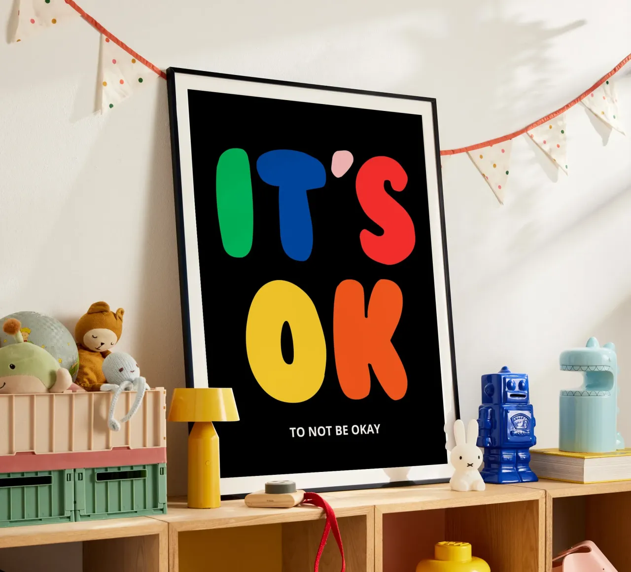 IT'S OK TO NOT BE OKAY poster con telaio in legno da ramosashop