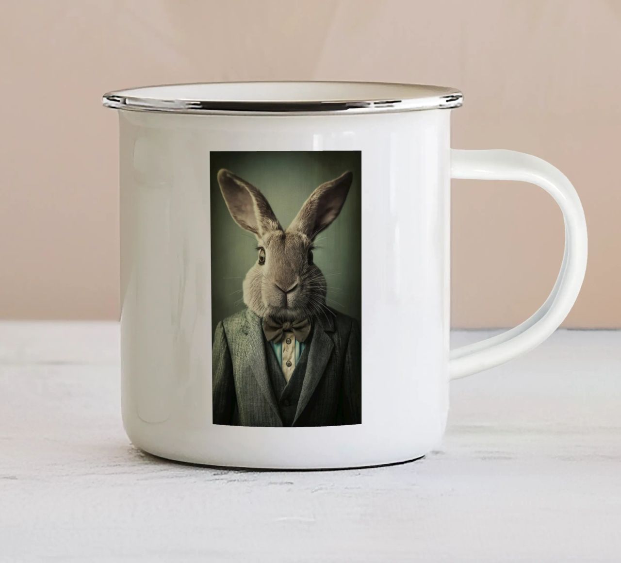 Coniglio in costume tazza in smalto da Imagine