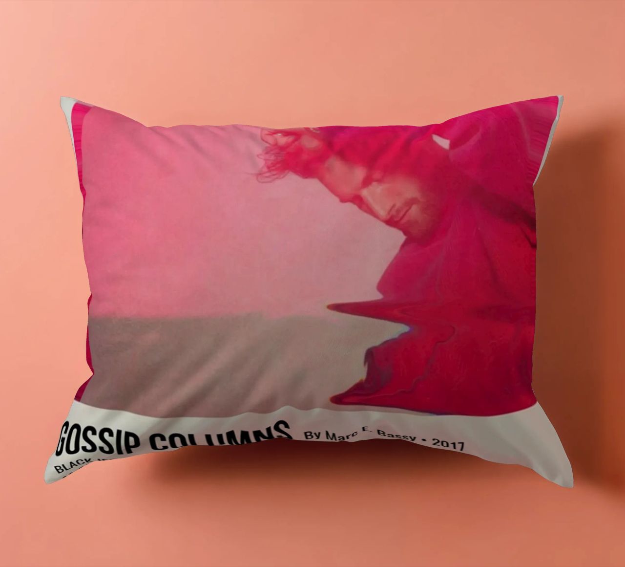 GOSSIP COLUMNS By Marc E. Bassy - 2017 cuscino da SoundStudio