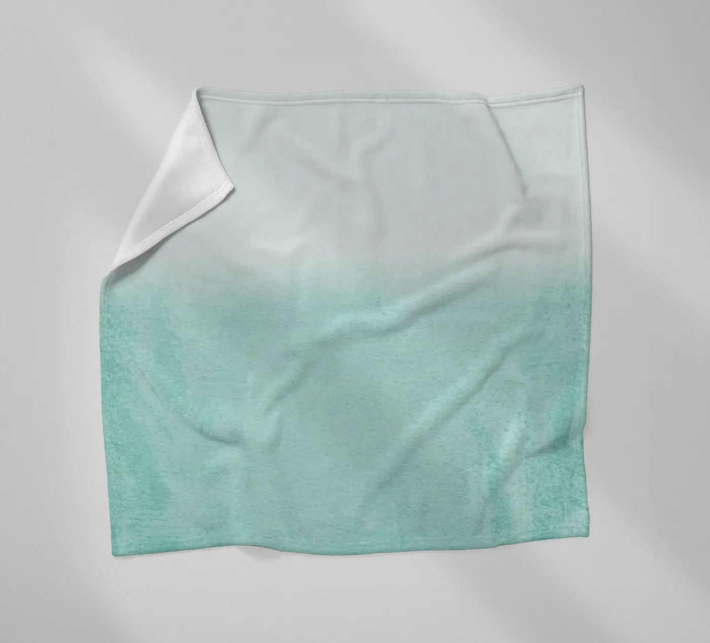 Fading Aqua Fleecedecke von Monika Strigel