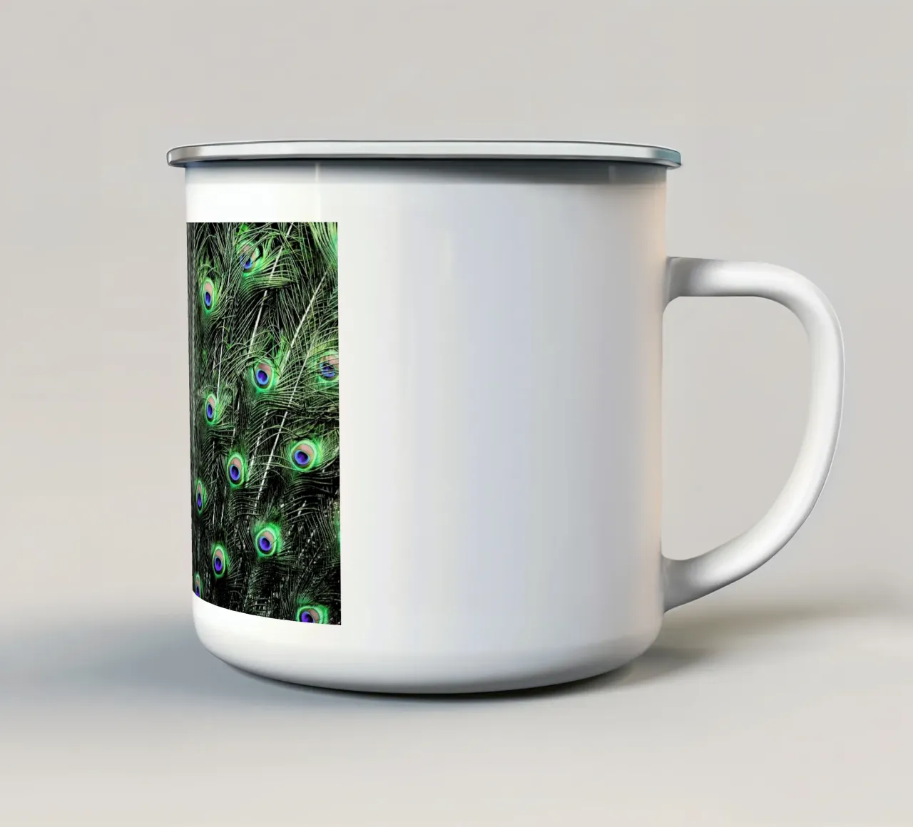 Glory tazza in smalto da Robin Delean