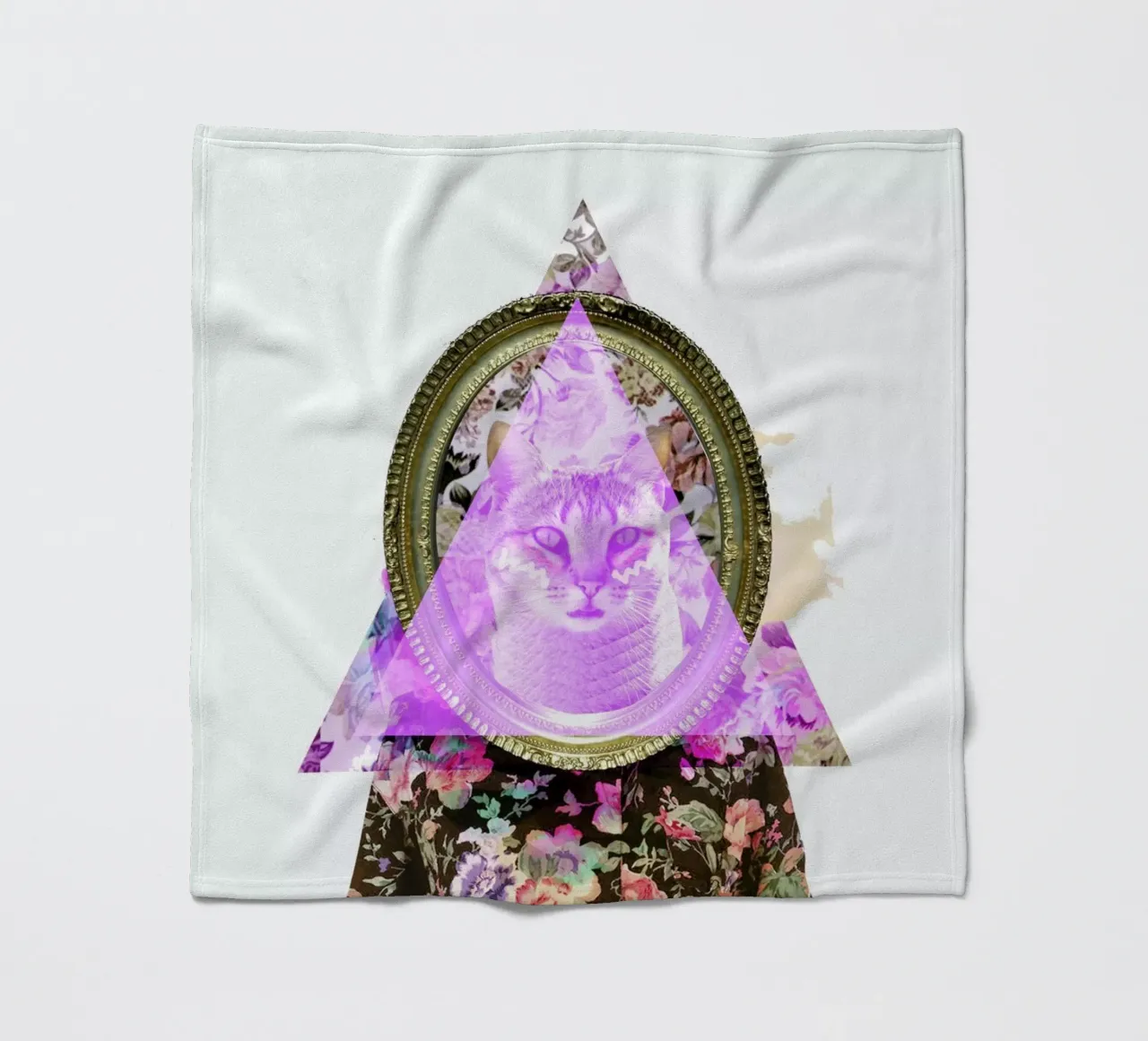 Mirror Mirror on the Wall coperta in pile da Kris Tate