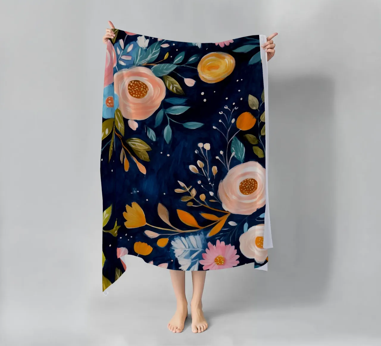 Vortice di fiori telo mare da Modern Muse