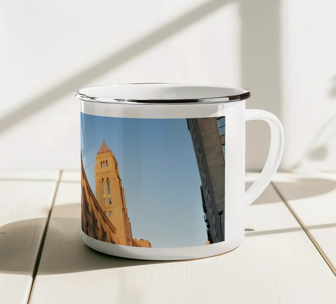 Il Tempio Emanu-El al tramonto - Lo splendore di New York City tazza in smalto da Ben & Clo creations