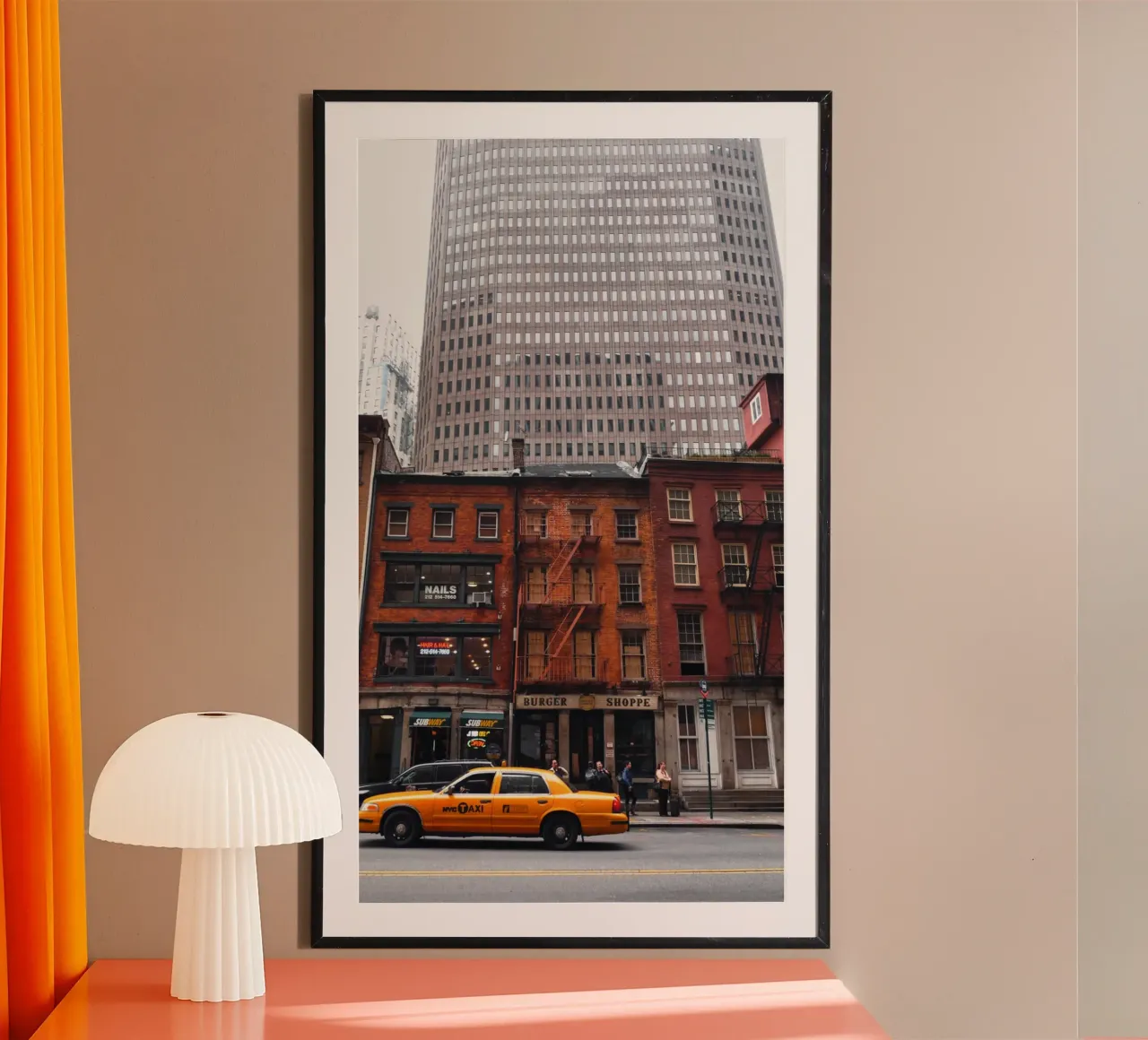 Old Burger Shoppe - Nostalgie dans le Financial District, NYC poster avec cadre en aluminium de Ben & Clo creations