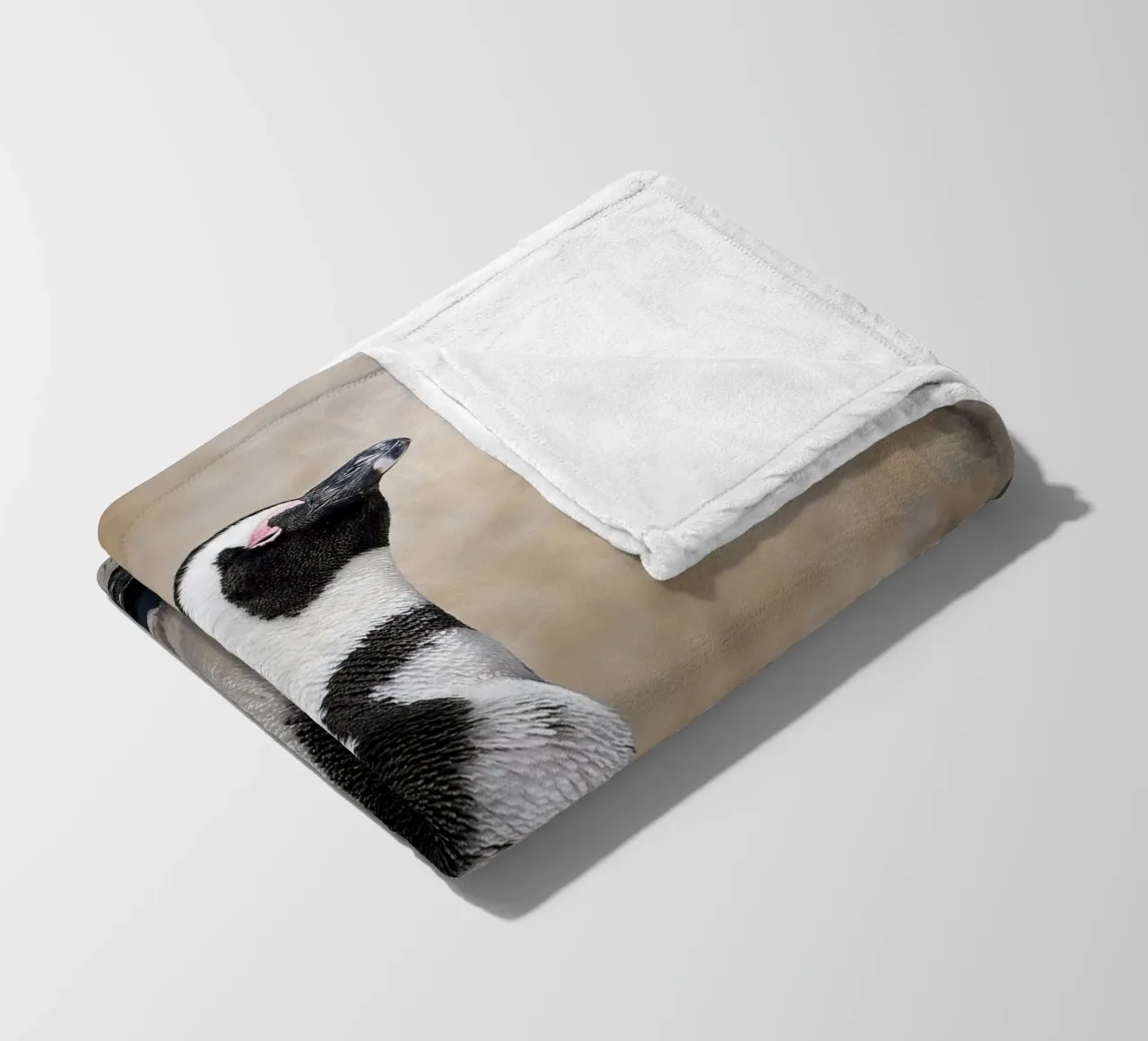 Pinguino coperta in pile da Tom's Wildlife