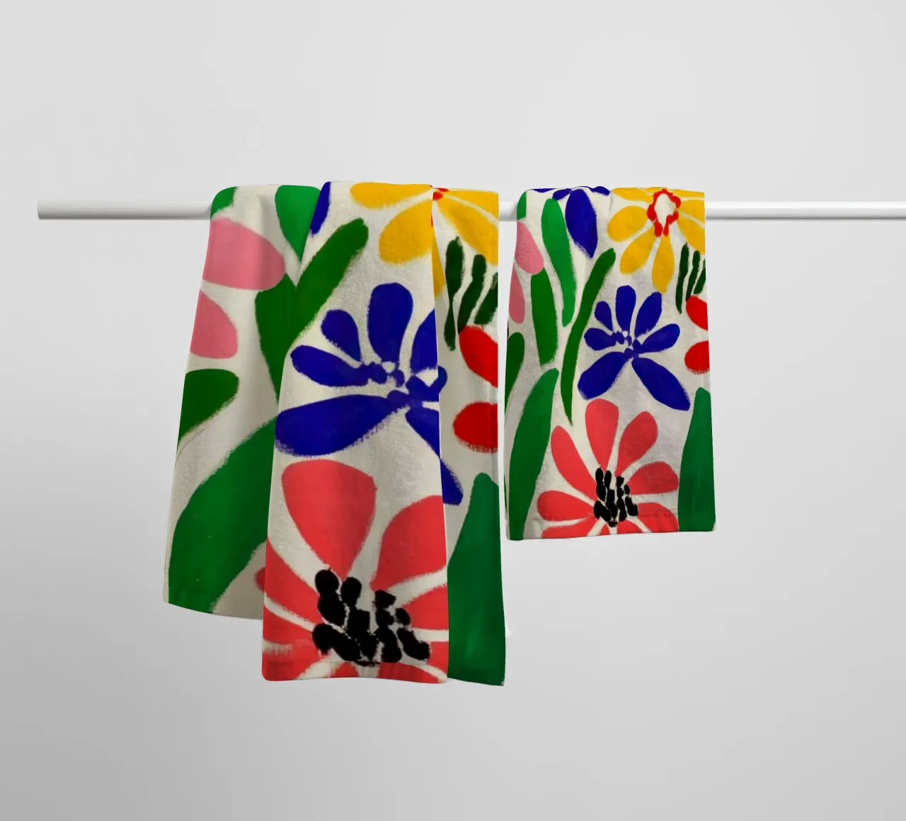 Matisse-inspirierter Blumengarten mit kräftigen Formen und Farben Handtuch von Modern Muse