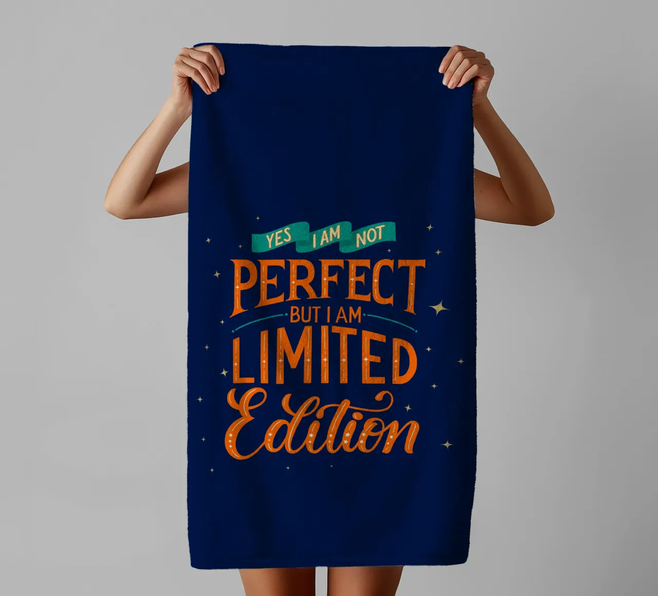 I Am Not Perfect. But I Am Limited Edition. Hand Lettering. badhanddoek van CalliLetters