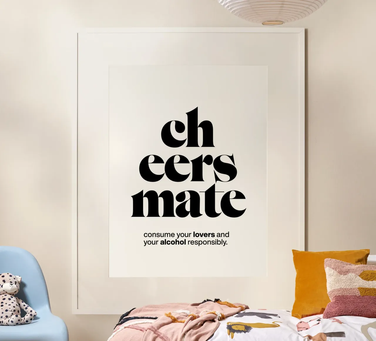 cheers mate statement print: consume lovers & alcohol resp. poster con marco de plástico de The True Type