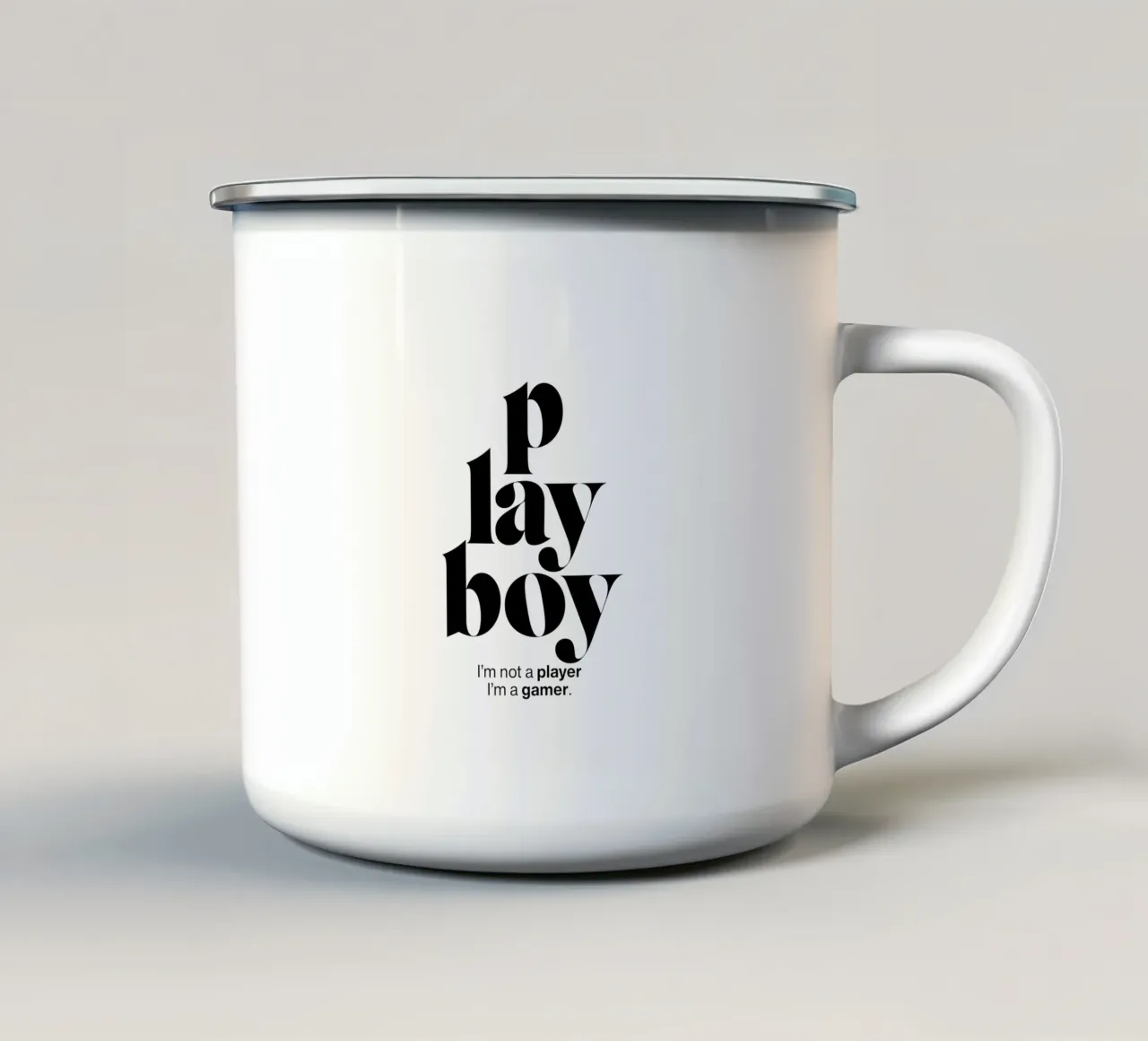 dichiarazione di playboy stampata: Non sono un giocatore, sono un giocatore. tazza in smalto da The True Type