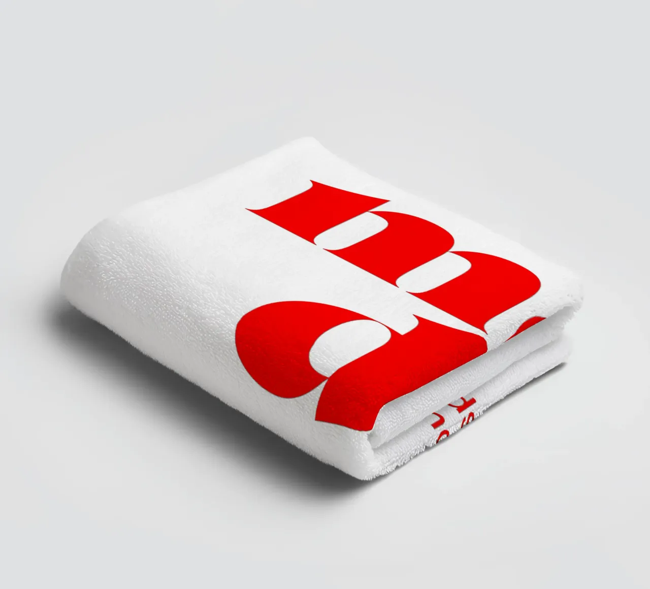 merde statement print: Wählen Sie Ihre Schimpfwörter verantwortungsvoll. Handtuch von The True Type