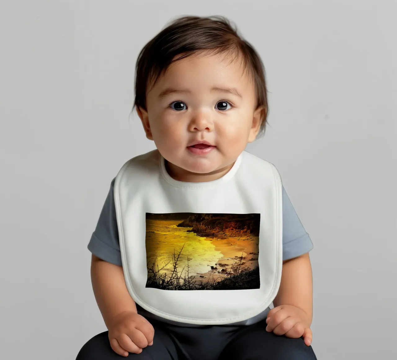 FAA145 bavaglino da Thierry vobmann photography