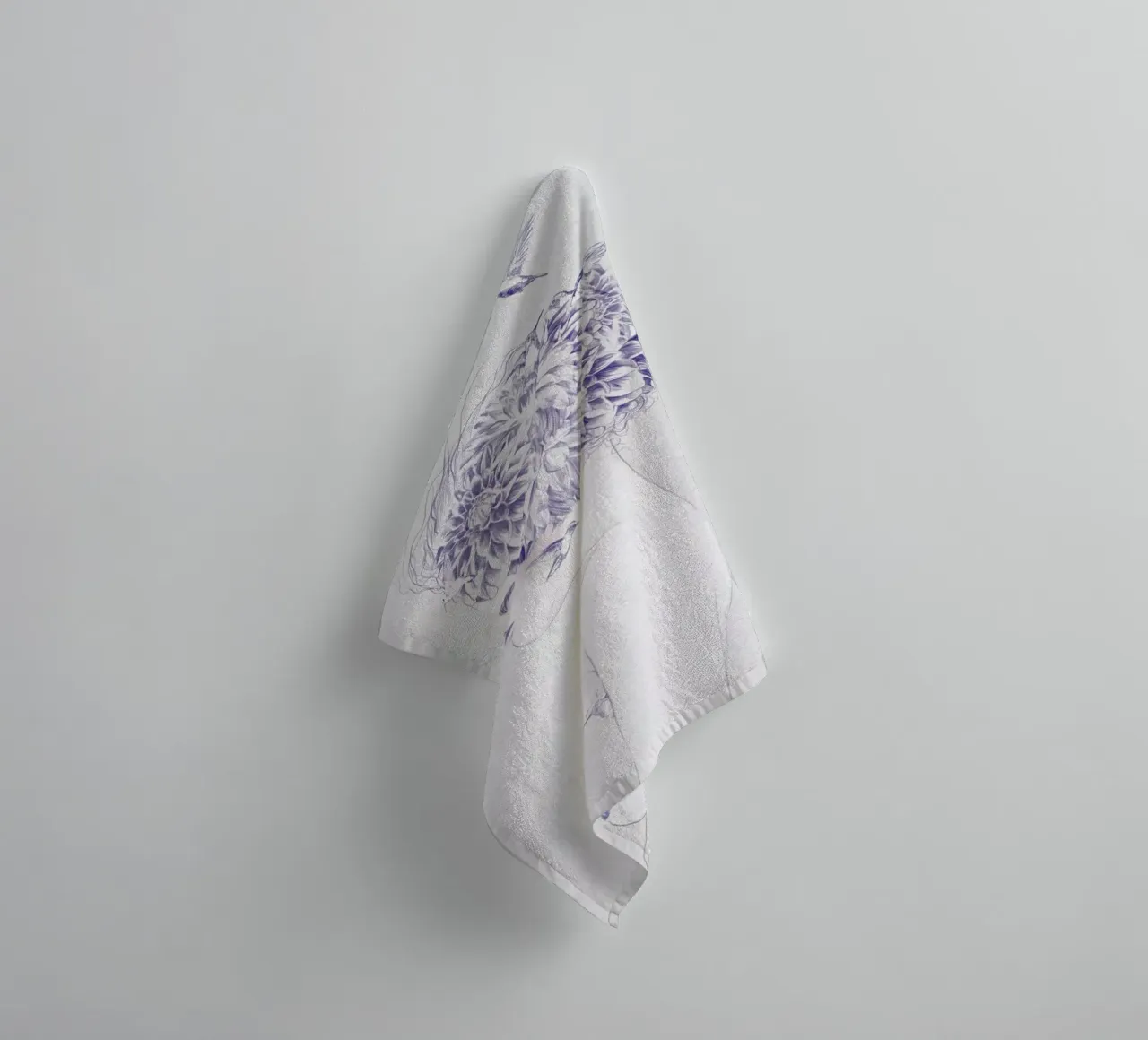 Dhalia 1 toalla de baño de Jenny Liz Rome