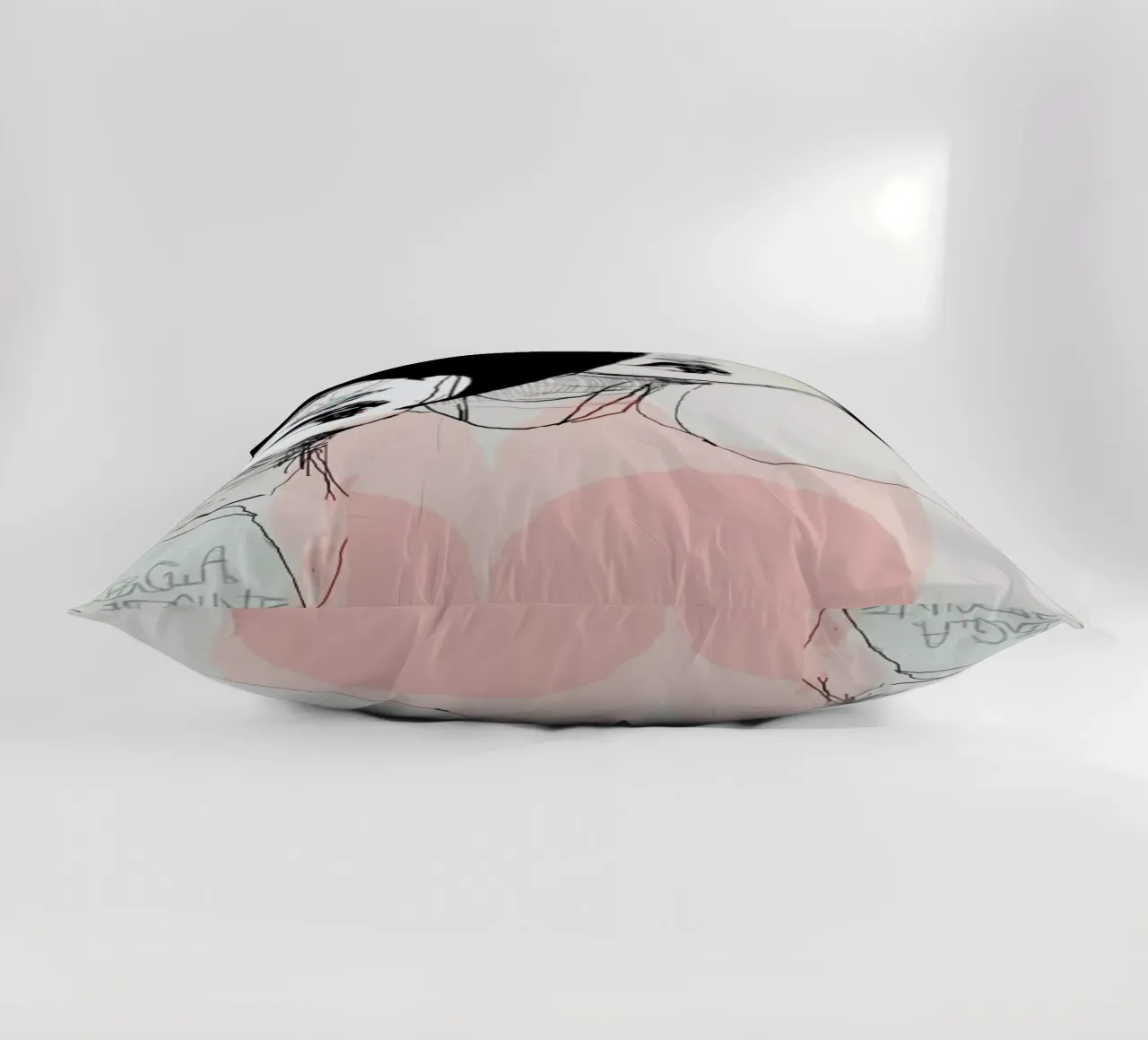 Iisis cuscino da Giulio Iurissevich