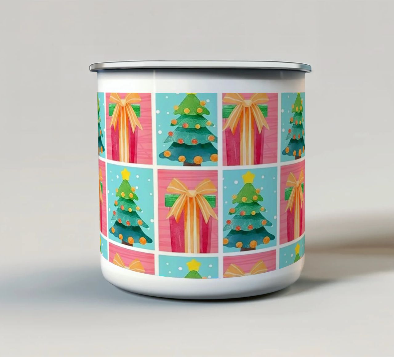 Un Natale gioioso tazza in smalto da Kiroiharu
