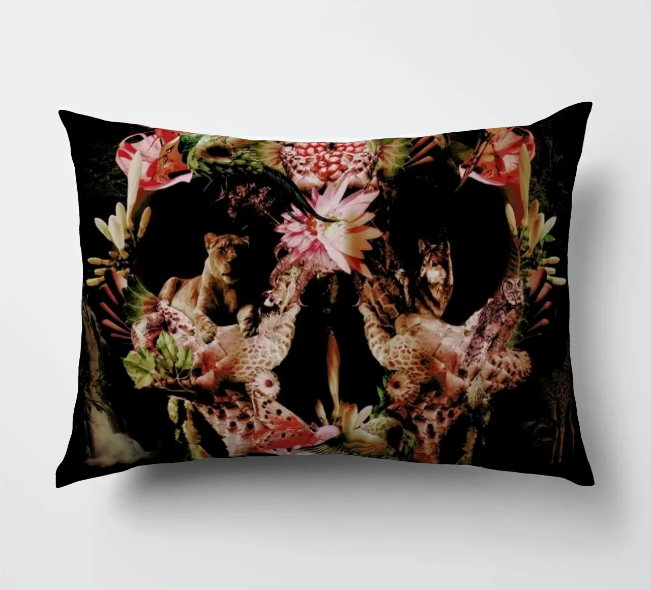 Jungle Skull cuscino da Ali Gulec