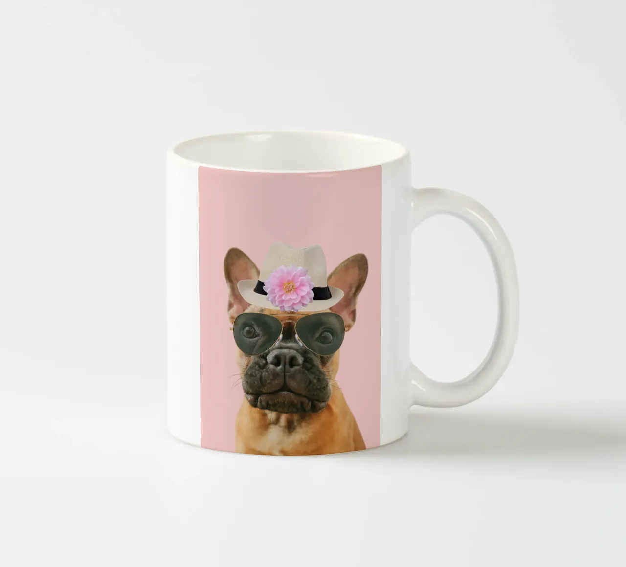 cane carino con cappello fedora tazza in ceramica da Berwies Artwork