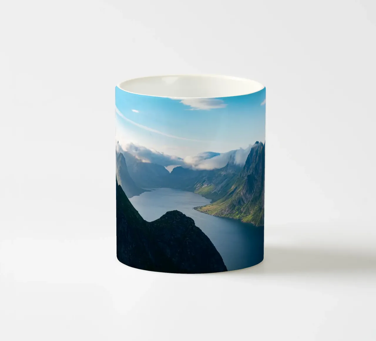 Reinebringen in Lofoten tazza in ceramica da anderm