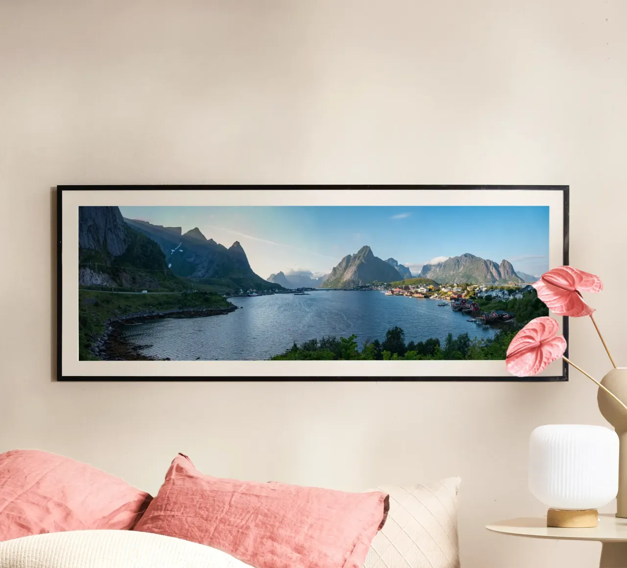 Reine in Lofoten, Norway poster con telaio in plastica da anderm