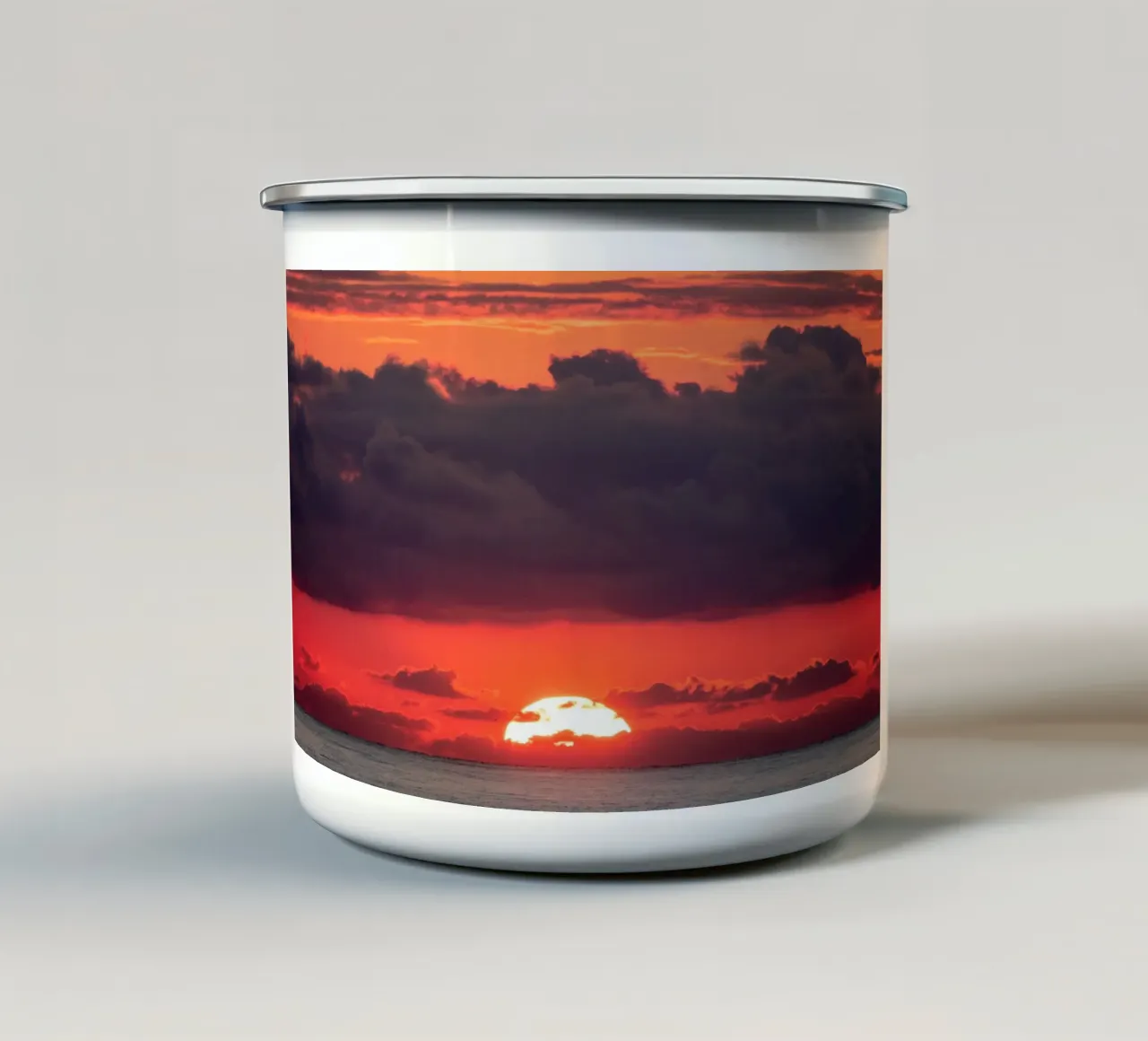 Tramonto al mare tazza in smalto da anderm