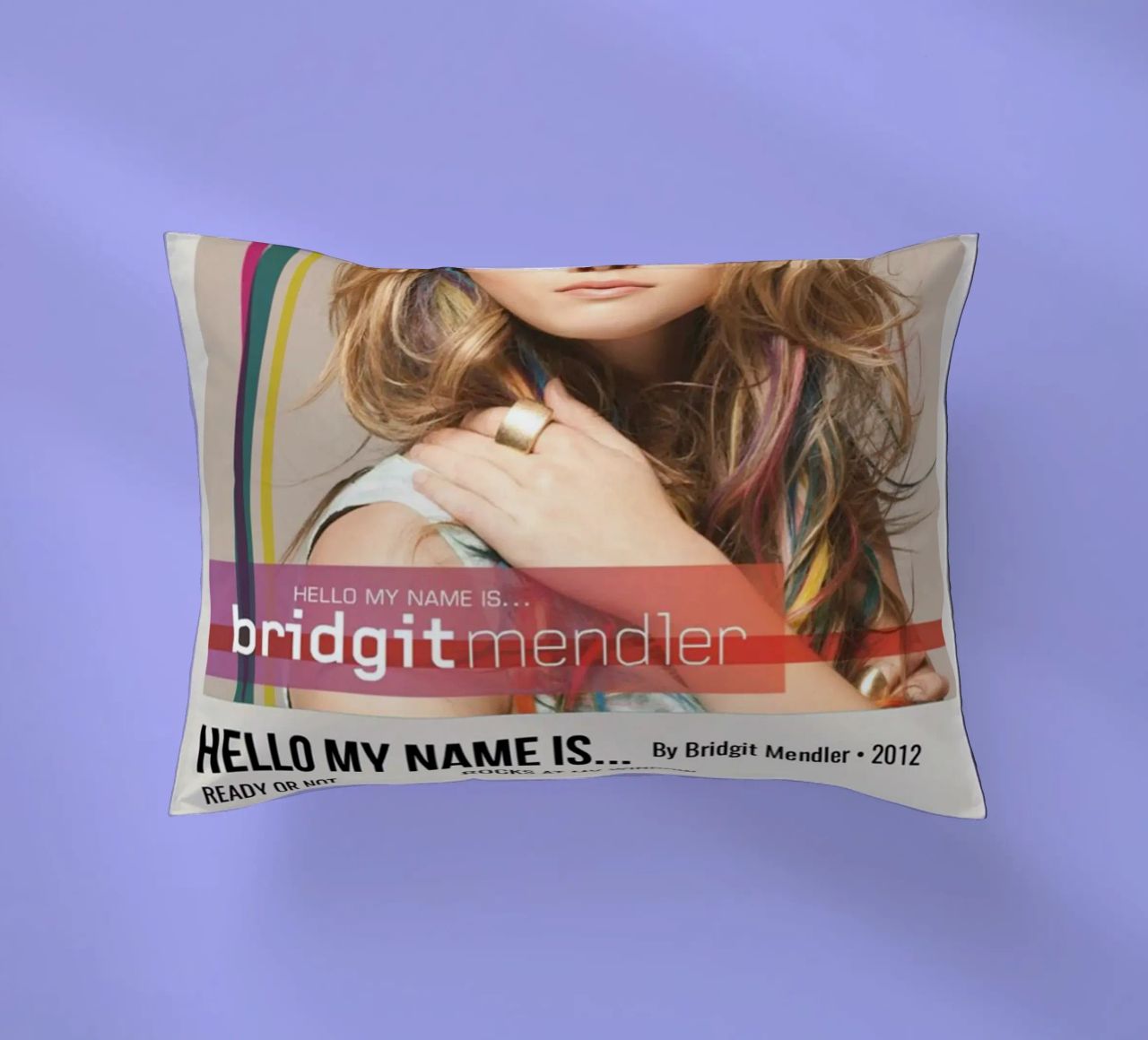 HELLO MY NAME IS... By Bridgit Mendler • 2012 cuscino da SoundStudio