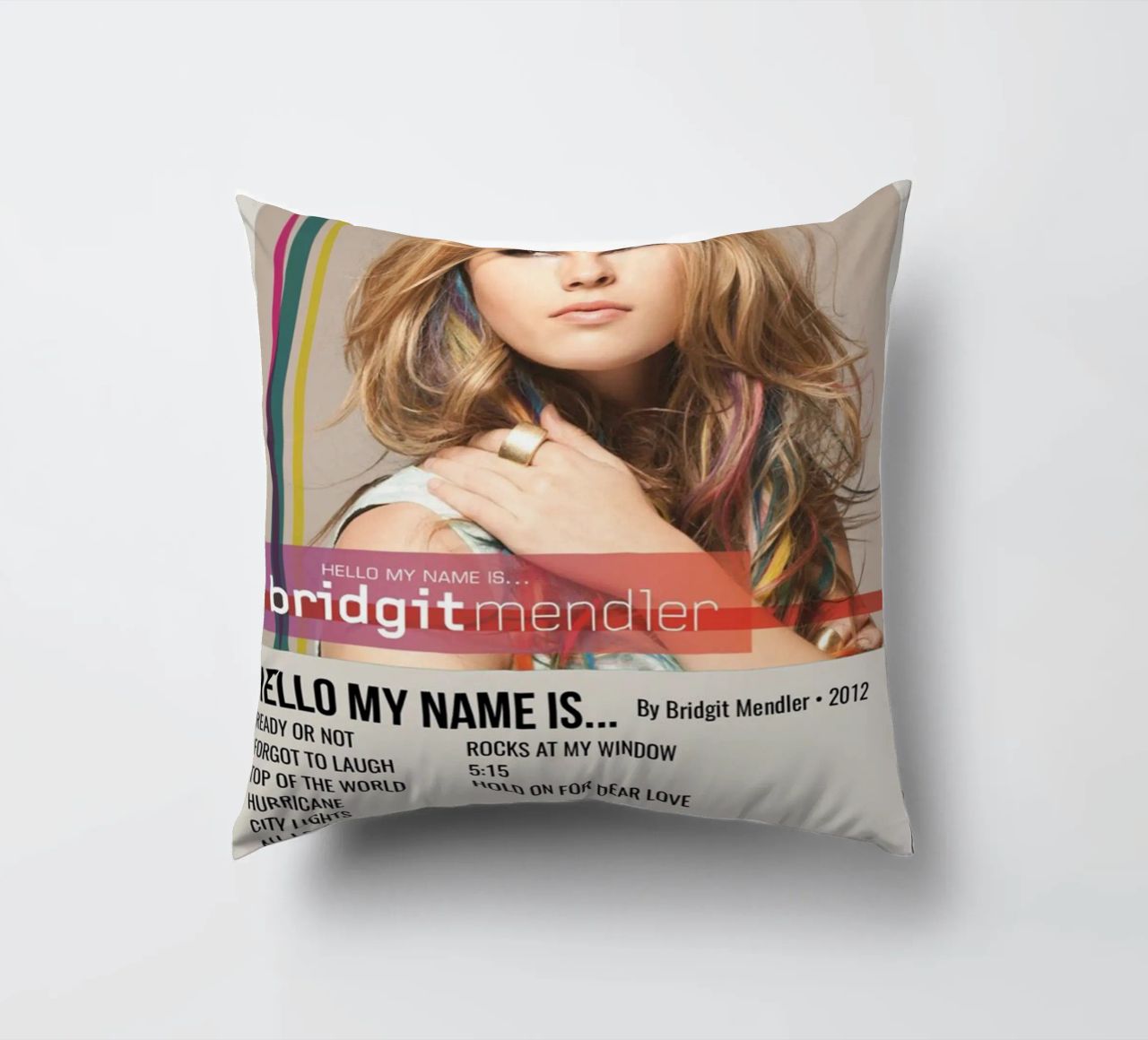 HELLO MY NAME IS... By Bridgit Mendler • 2012 cuscino da SoundStudio