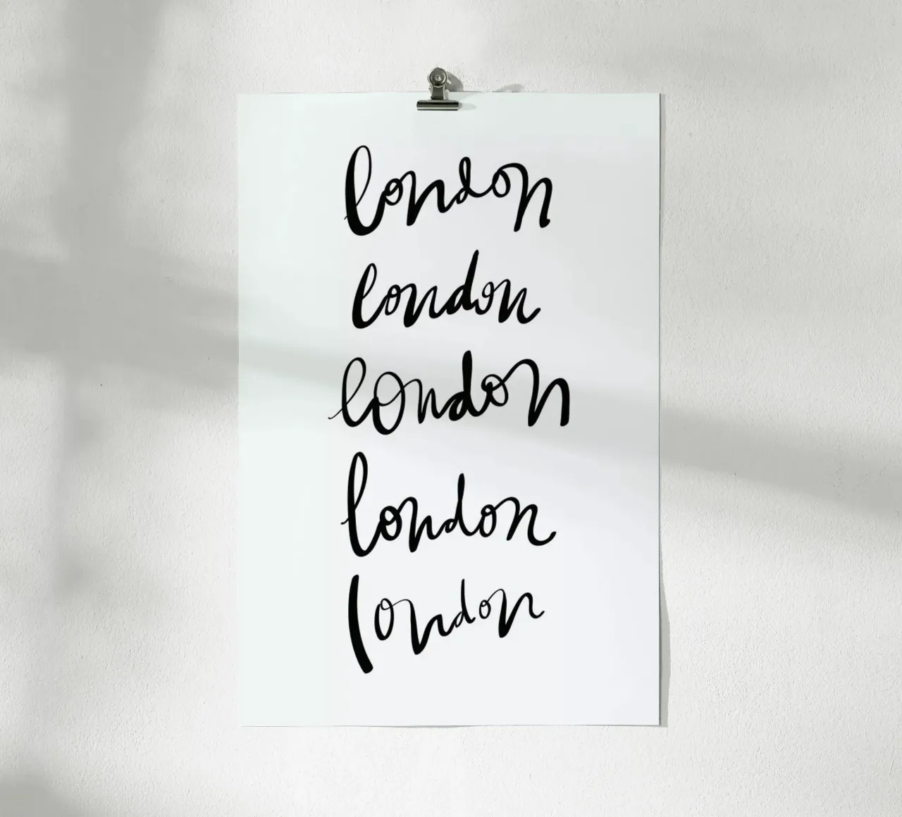 London poster con telaio in legno da Kristen Polsinelli