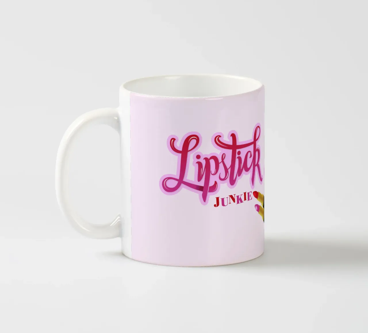 Lipstick Junkie. Scrittura a mano per le appassionate di make-up e per le ragazze. tazza in ceramica da CalliLetters