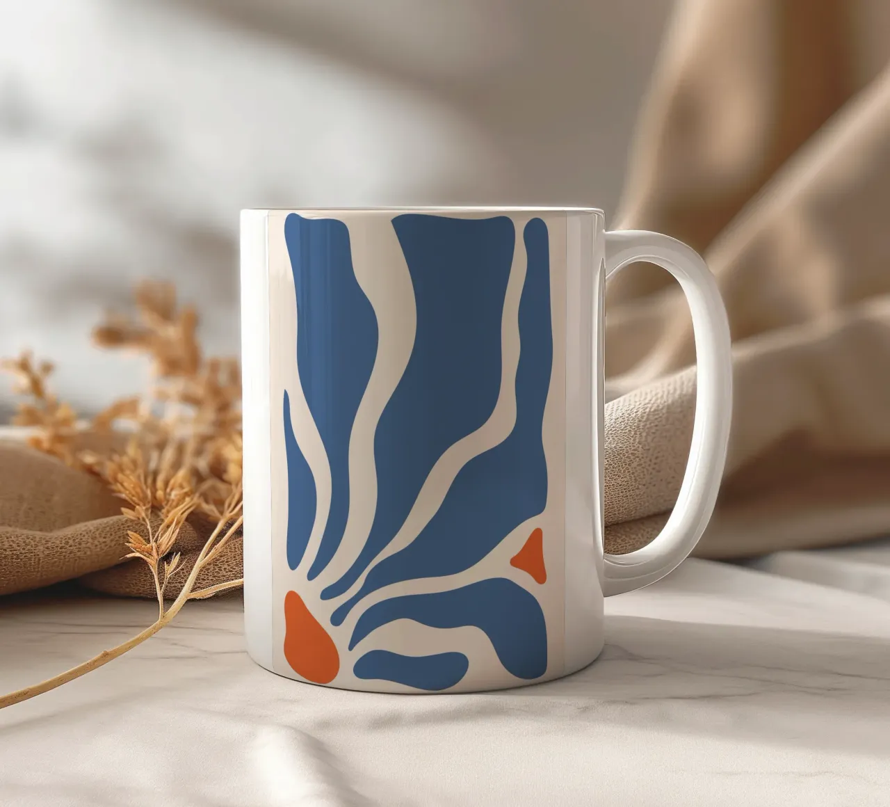 Abstracte golven - blauw en oranje ontwerp keramische mok van Whole©