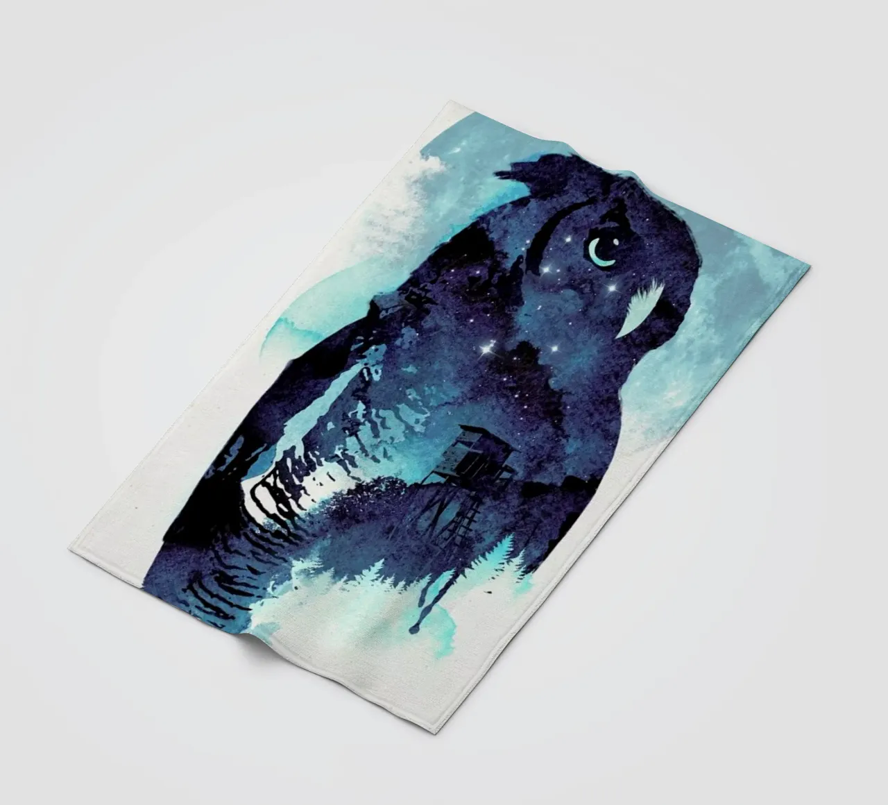 Midnight owl fleece blanket by Róbert Farkas