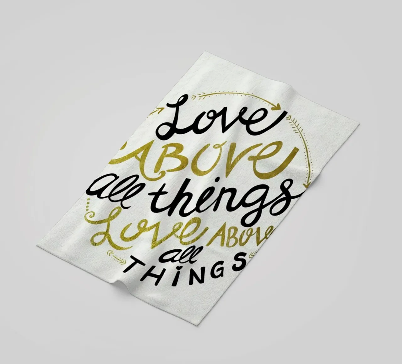 Love Above All Things telo mare da Pom Graphic Design
