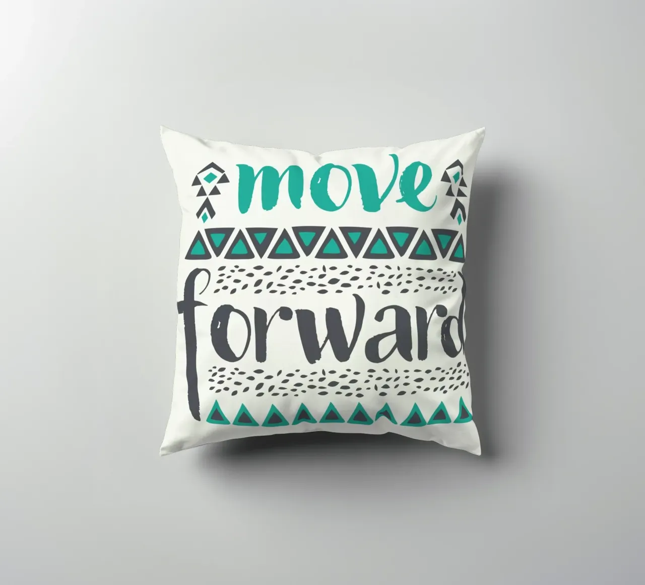 Move Forward cuscino da Pom Graphic Design