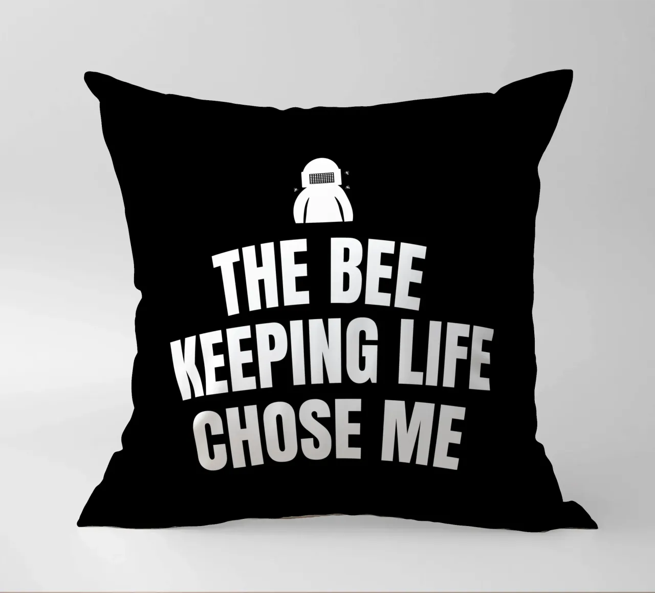 The bee keeping life chose me cuscino da happieeagle