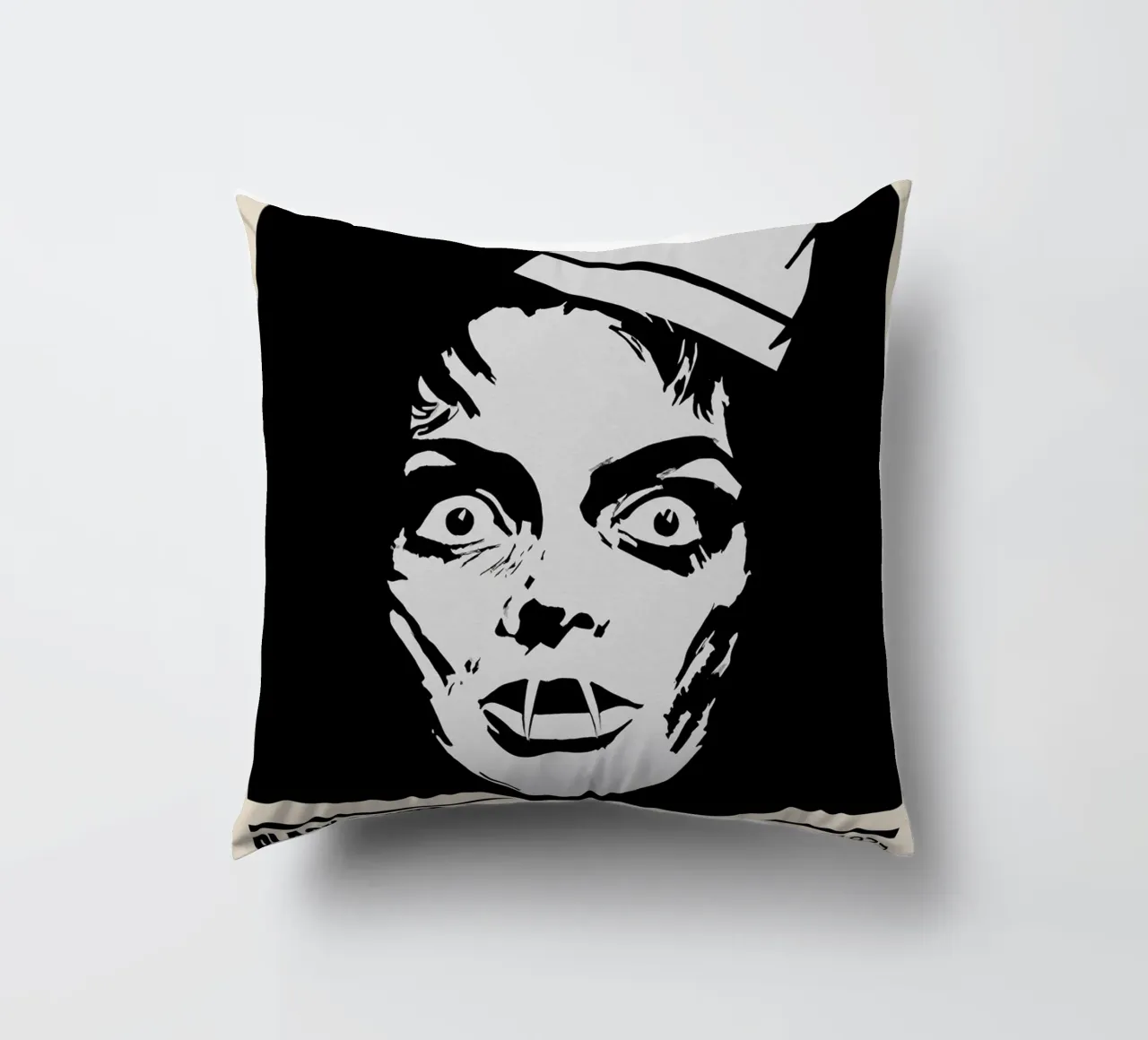 Black Sunday cuscino da TheArtstudio