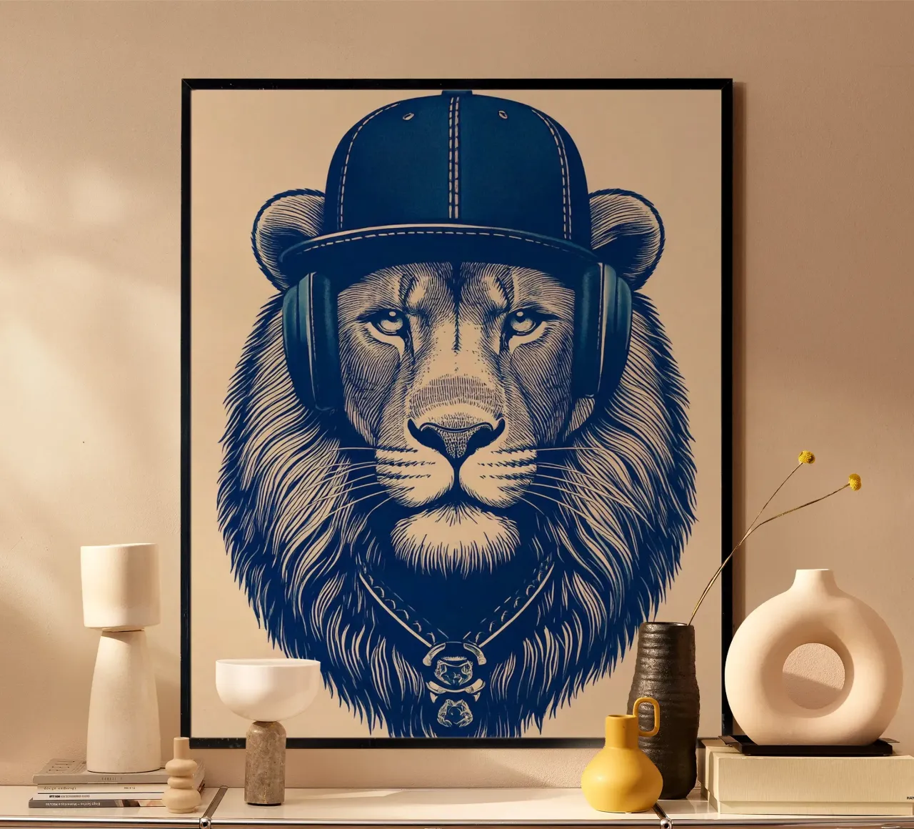 Blue Lion poster con telaio in legno da tylerstudio