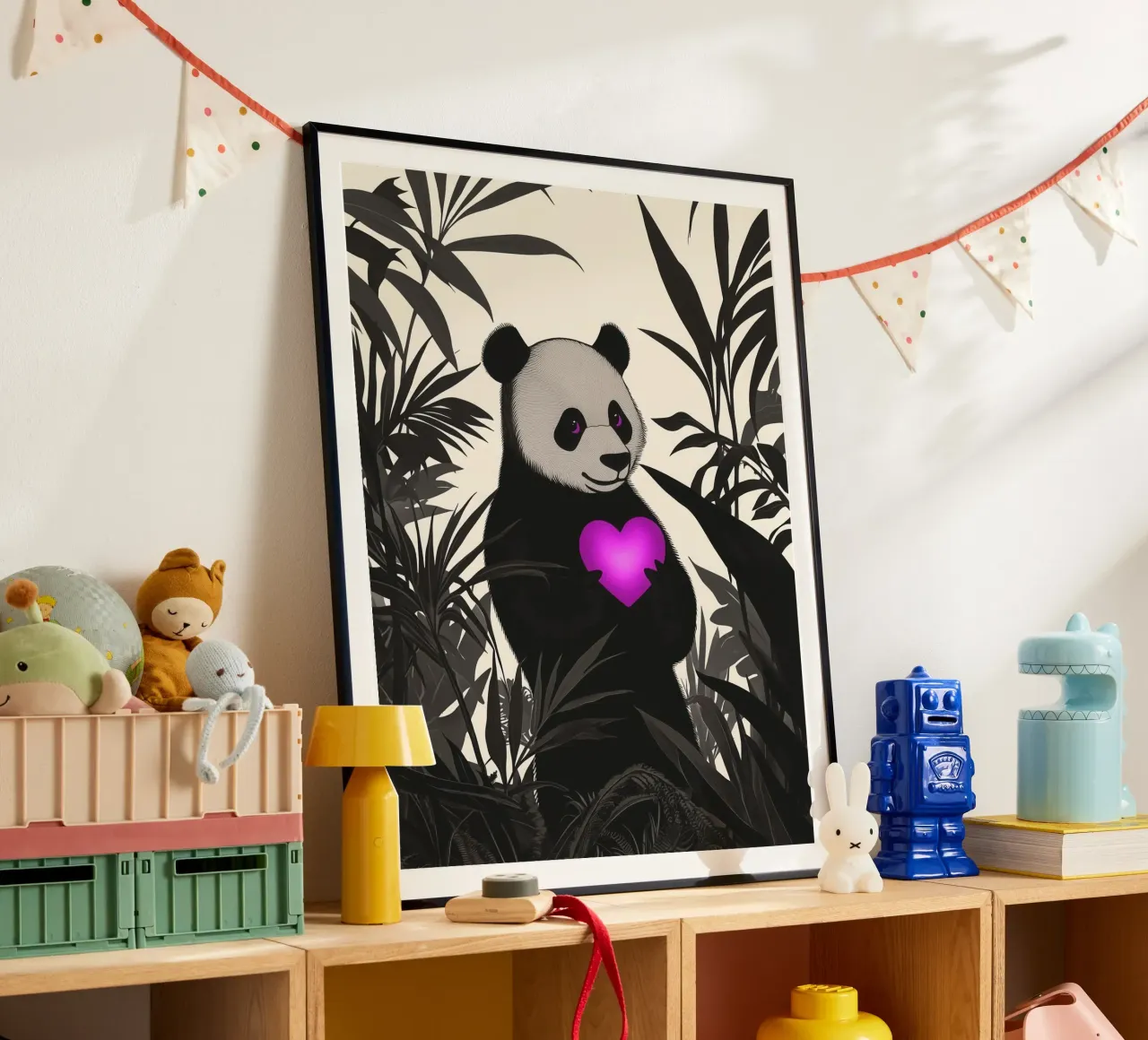 Il panda dal cuore viola | Natura ed emozione poster con telaio in plastica da Autofocus