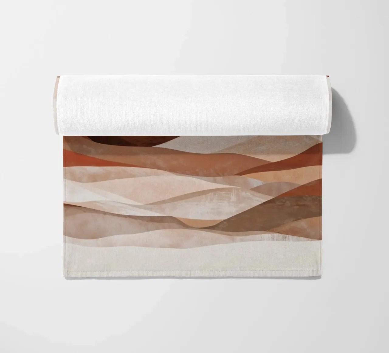 Paesaggio montano astratto in un colore neutro beige-terra - marrone telo mare da WijdevenPrints