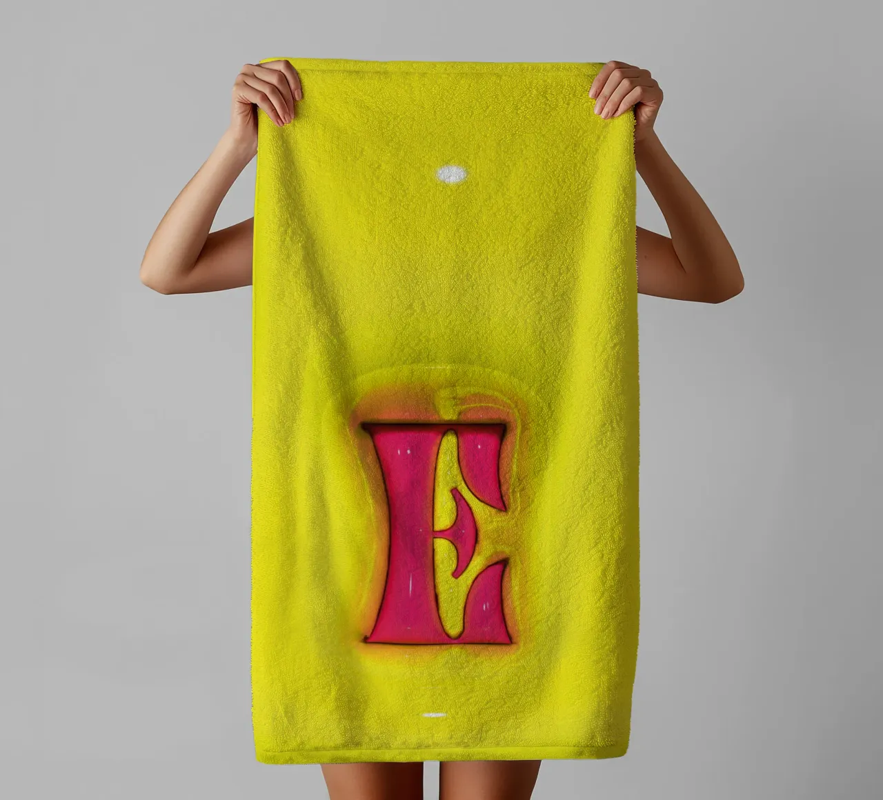 Bubblegum Inflate Initials E Green towel by Malou-Studio