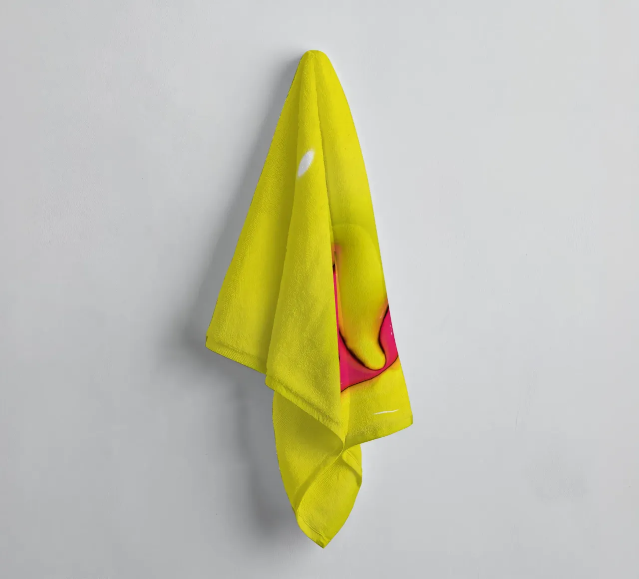 Bubblegum Inflate Initials L Green towel by Malou-Studio