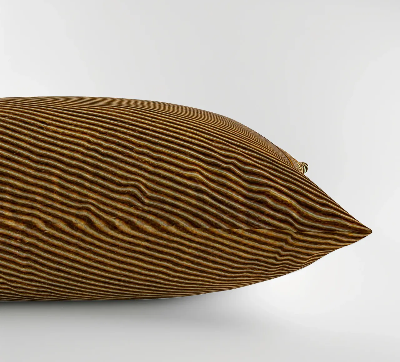 Grace in Every Detail – Close-Up of a Feather cuscino da Curious Collections by Marielle Leenders