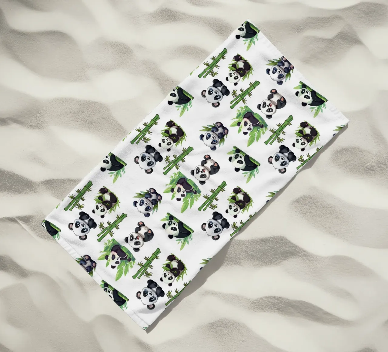 schattig pandapatroon strandhanddoek van berwies design
