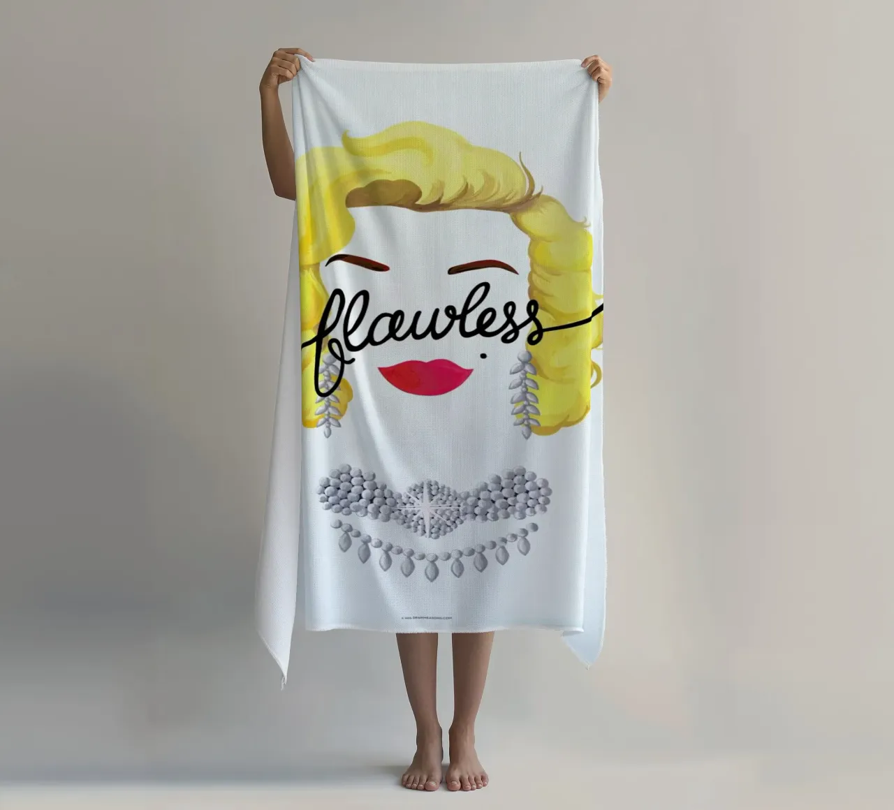 Flawless Marilyn telo mare da Nour Tohme