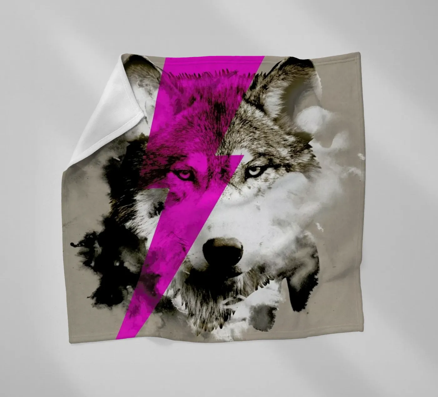 Wolf rocks Fleecedecke von Róbert Farkas