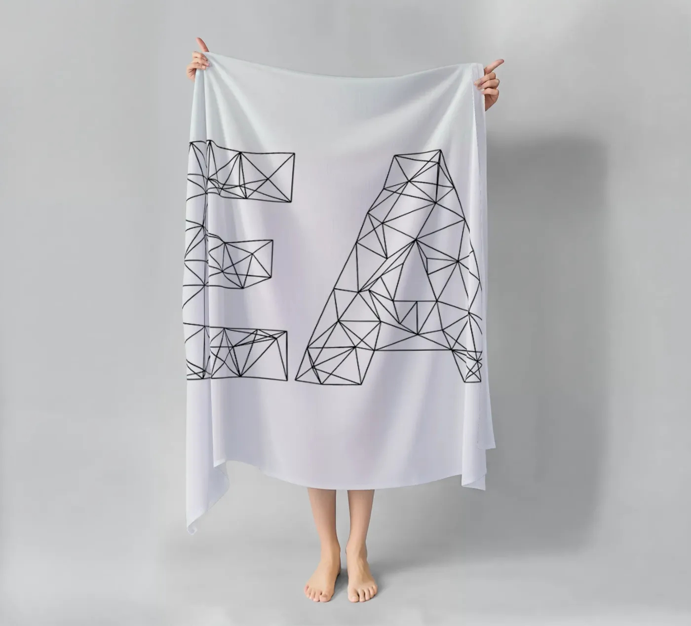 Yeah Strandtuch von Studio Nahili