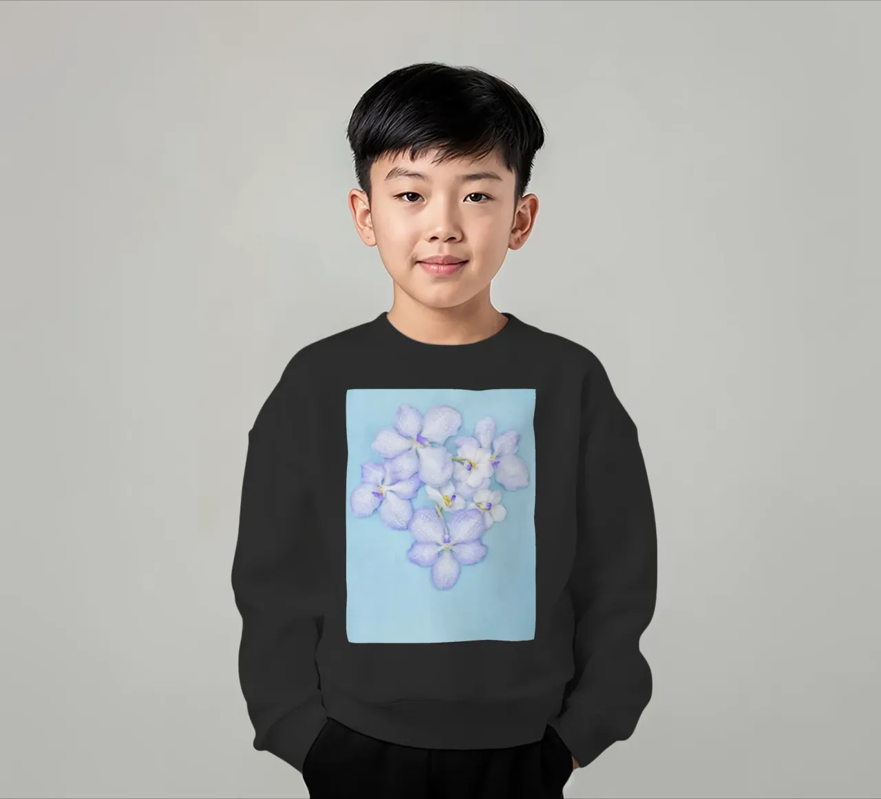 Serenity in Bloom – Lilac Orchids felpa bambino da Curious Collections by Marielle Leenders